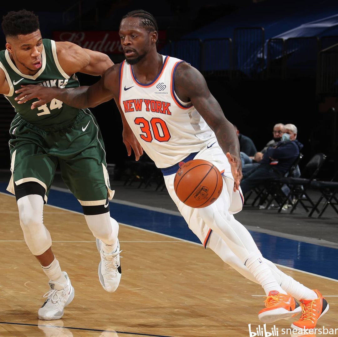 詹姆斯大笑 詹姆斯大笑